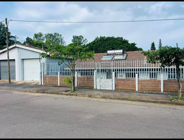 4 BEDROOM HOUSE FOR SALE IN GLENMORE